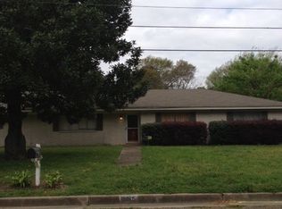 1801 Live Oak Dr, Longview, TX 75601