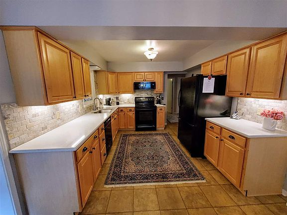 4th image of 315 Holswade Dr