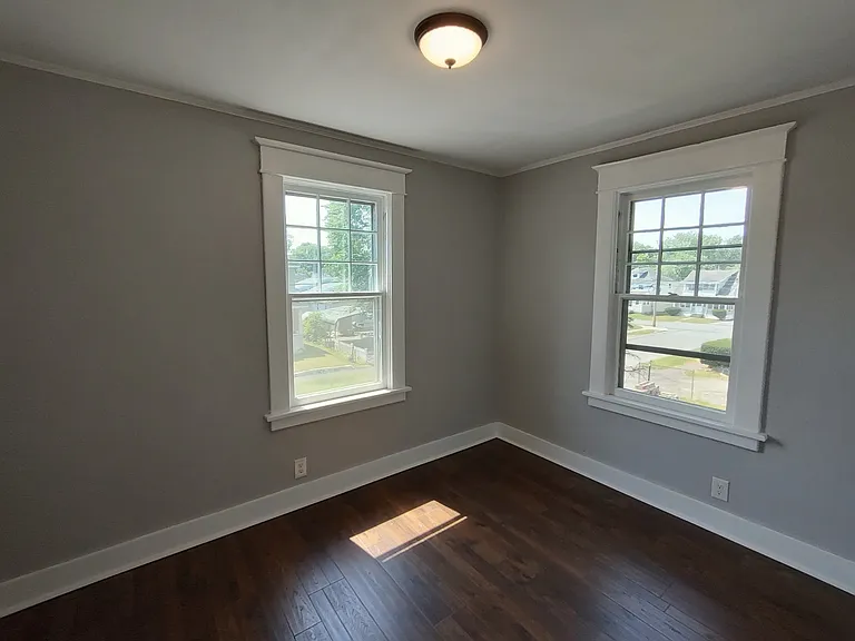 55 Clayton St — Photo 18