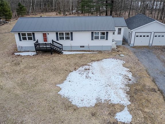 3rd image of 24210 Hickey Rd