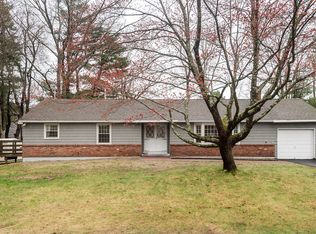 7 Stevens Rd, North Hampton, NH 03862