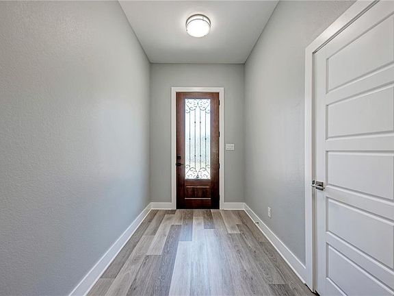 5th image of 204 Lamaloa Ln