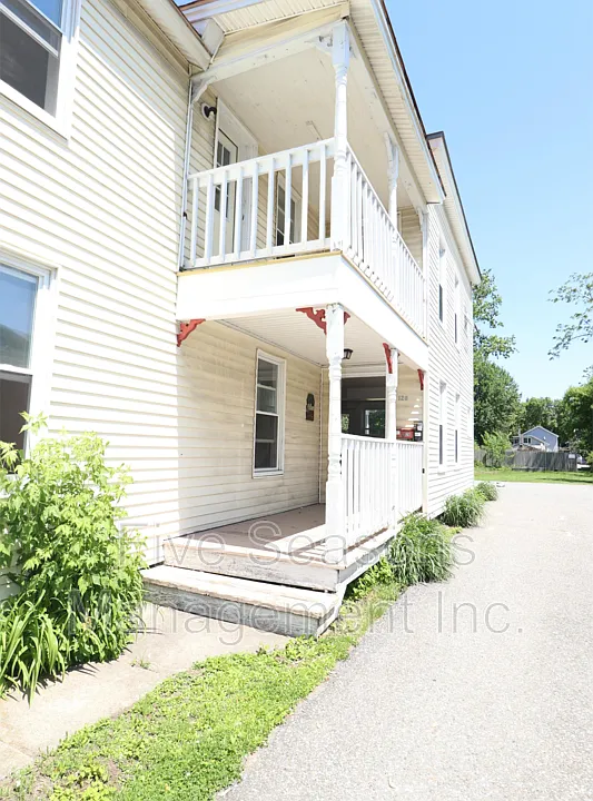 128 N Winooski Ave