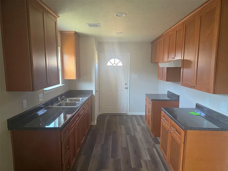 9831 Pelsey St — Photo 3