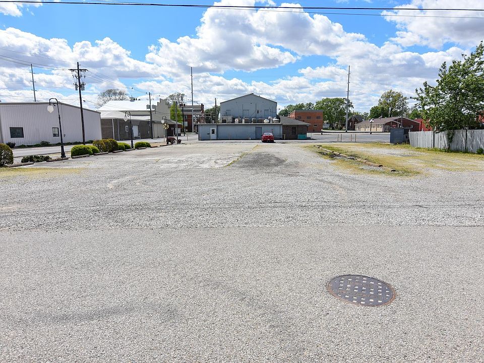 2nd image of E Haub St