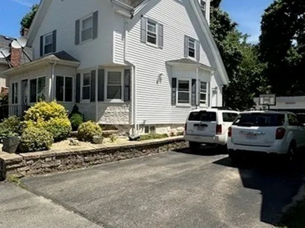 21 Bates Rd, Brockton, MA 02302