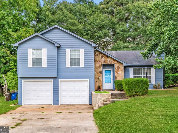 402 Leslie Ct, McDonough, GA 30253