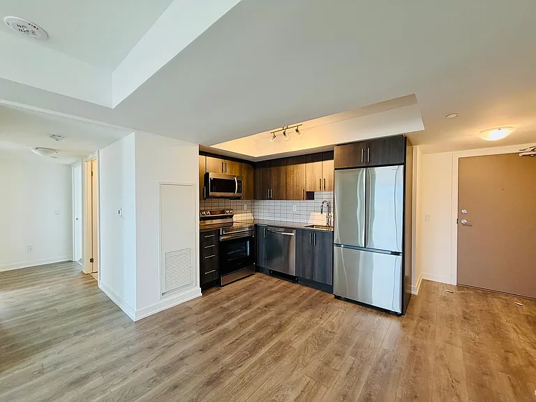 1010 Sandy Beach Rd #403 — Photo 5