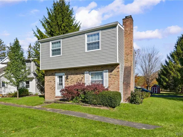 3 Aspen Dr, Ellicottville, NY 14731