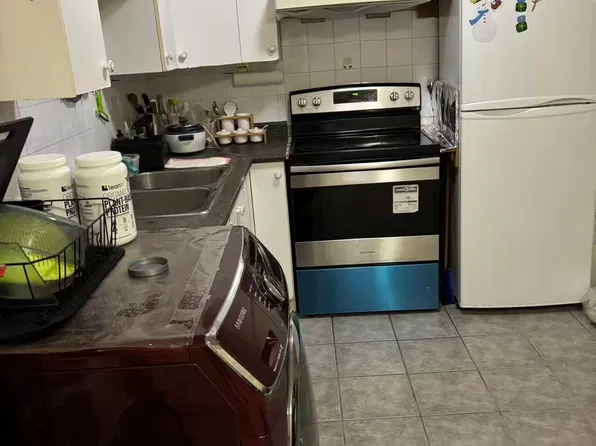 2000 E 2nd Ave, Vancouver, BC V5M 1E3