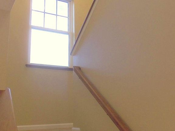 5th image of 1808 N Creek Cir