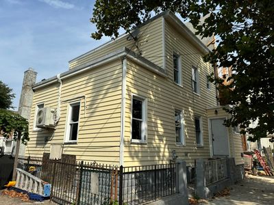 7 Pierce Ave, Jersey City, NJ, 07307