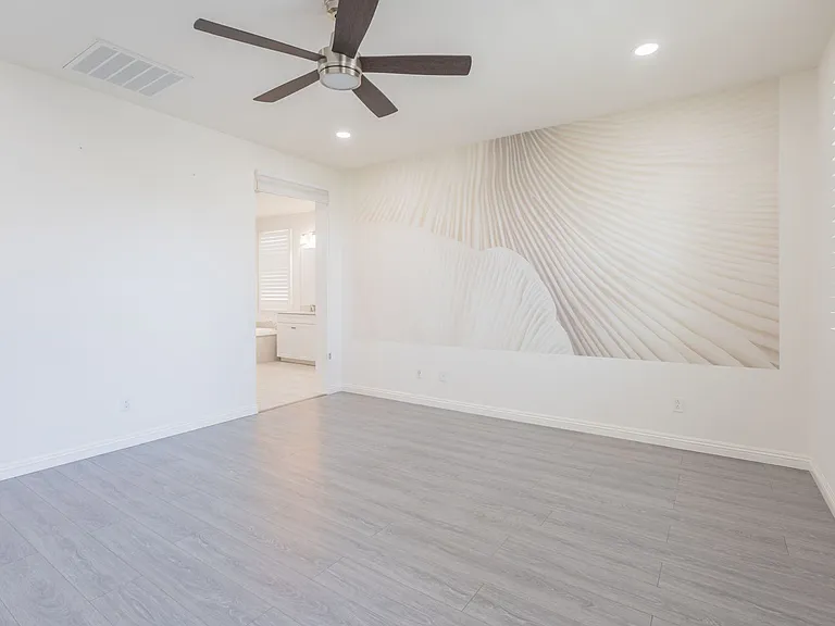 16220 Retreat Ct — Photo 35