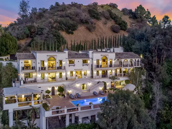 2321 Castilian Dr, Los Angeles, CA 90068
