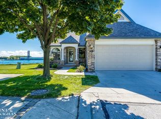 1838 Edison Shores Pl, Port Huron, MI