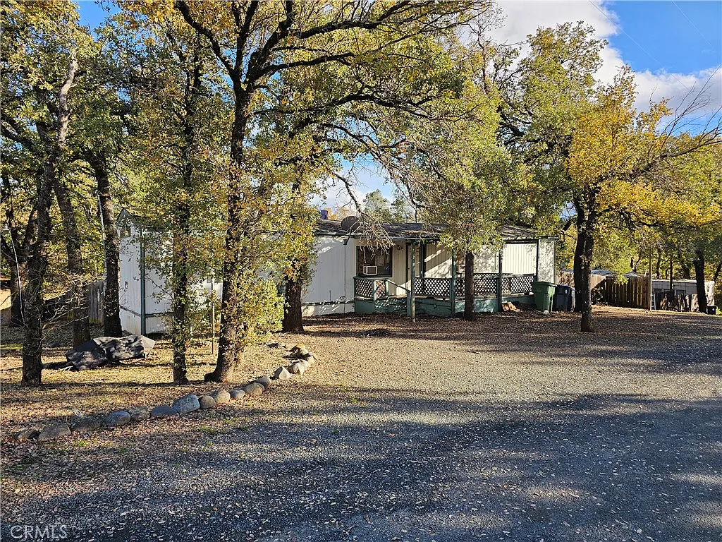 16003 28th Ave photo 1