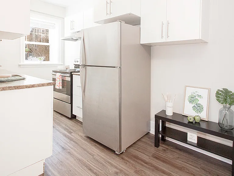129 Lenore St #14 — Photo 5