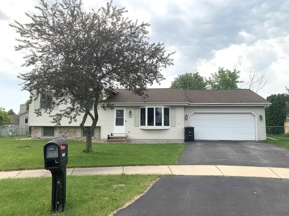 3845 Harvest Ct, Oshkosh, WI 54901