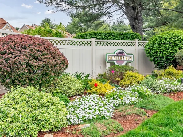 128 Hunters Run Pl #128, Haverhill, MA 01832