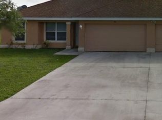 961 Graystone Ave, Lehigh Acres, FL 33974