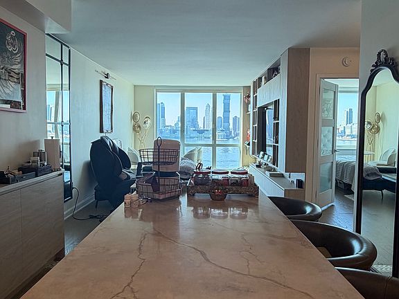 5th image of 20 River Ter APT 16h