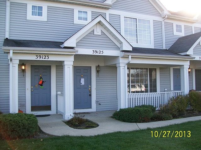 1st image of 39125 N Aberdeen Ln