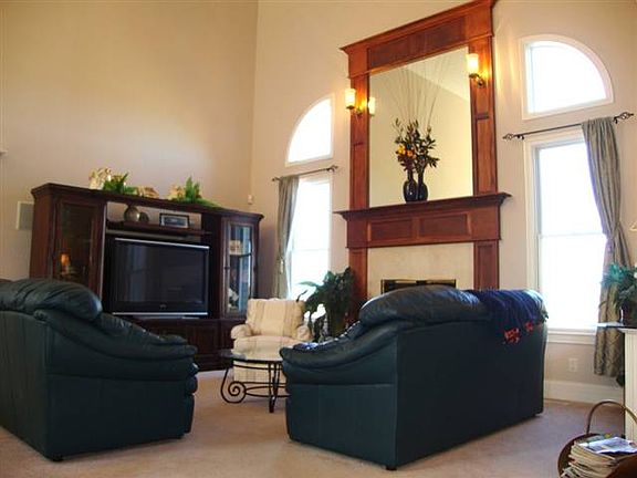 3rd image of 6520 Stacey Hollow Way