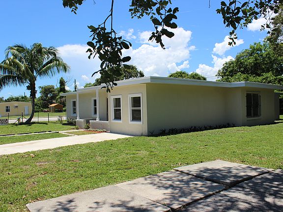 4th image of 16000 Bunche Park School Dr