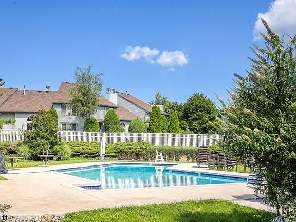 2nd image of 3702 Park Place