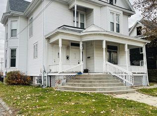 214 S Church St #1, Jacksonville, IL 62650