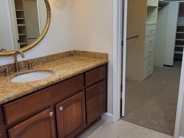 284 Crown Cir — Photo 38