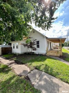 902 W Franklin St, Taylorville, IL, 62568