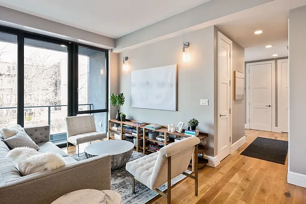 Sold by MNS | media 25