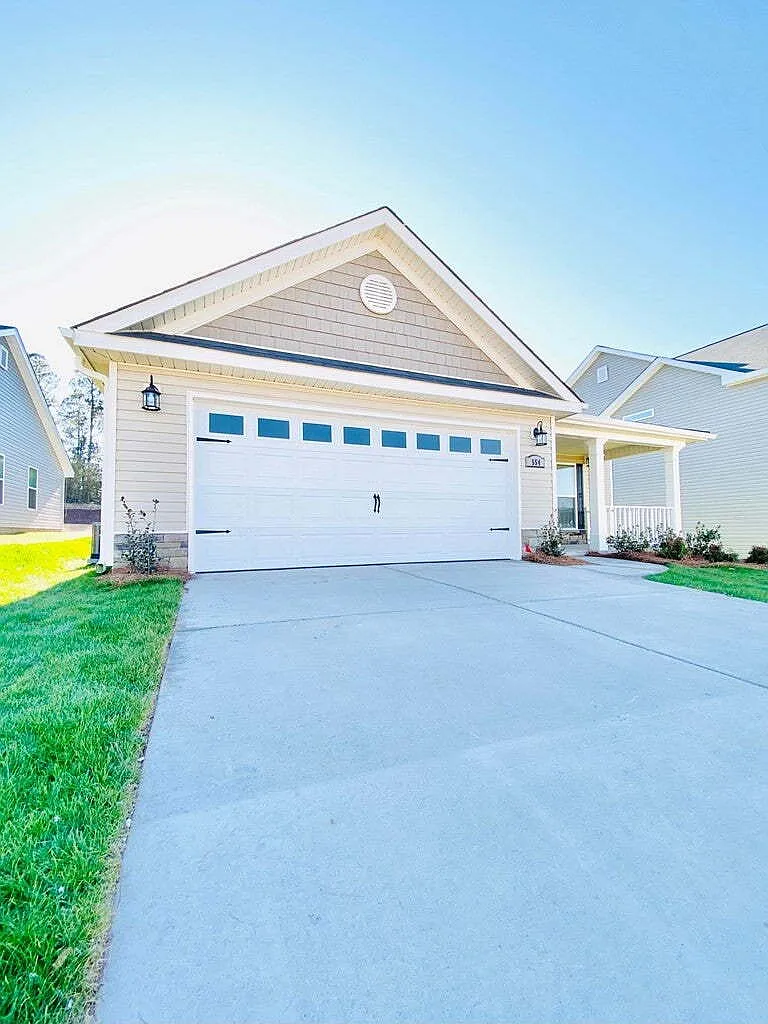 Building Photo - 554 Schaver Loop