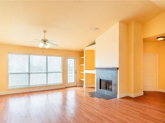 3rd image of 2609 Hill Street Cv