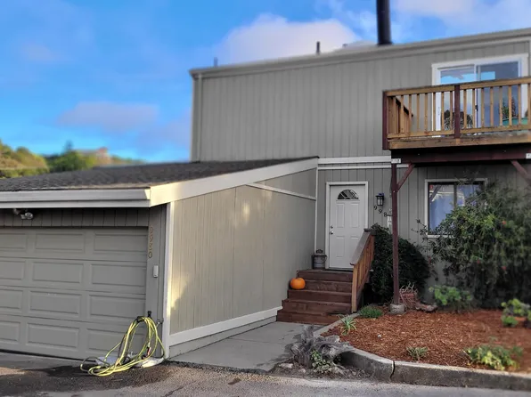 9980 Golf Links Rd, Oakland, CA 94605