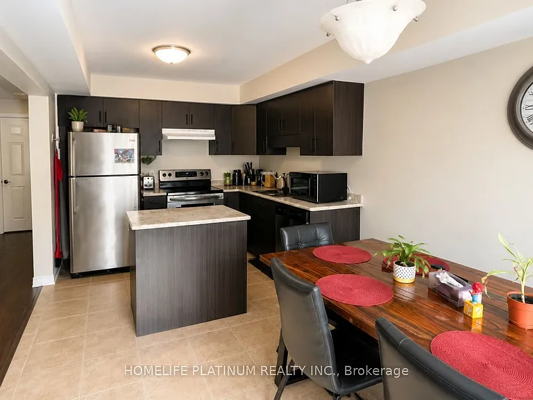 7755 Shaw St — Photo 4