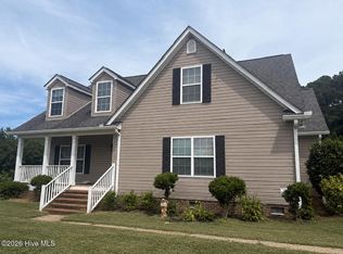517 Mount Hebron Rd, Castalia, NC 27816