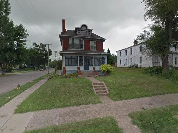 732 N 12th St Floor 2, Quincy, IL 62301
