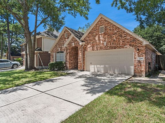 3rd image of 1719 Sandy Trail Ct