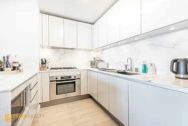 Rented by City Zen Realty