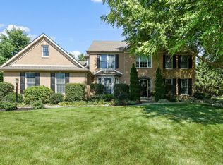 50730 Chestnut Ridge Dr, Granger, IN 46530