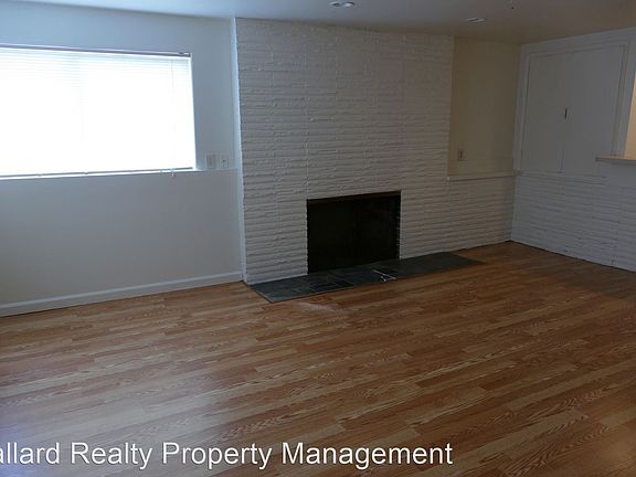 4th image of 2272 Gilman Dr W APT 5