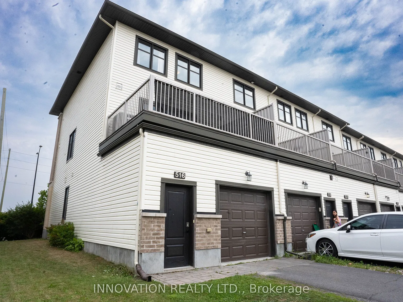 3 bed, $2,500 — Photo 2