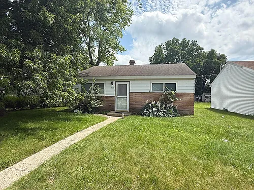 913 W Donaldson Ave Photo 1