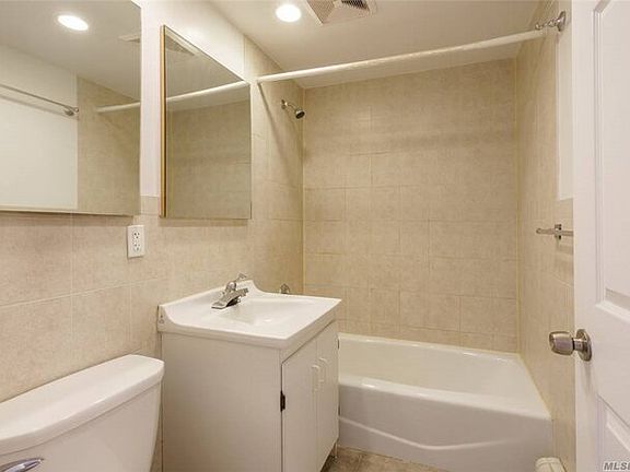 5th image of 23-25 30th Dr #1B