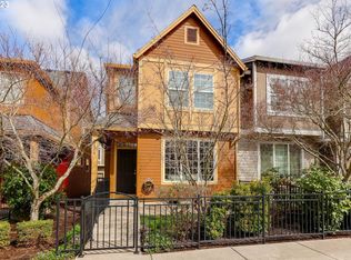 1195 SE Leander St, Hillsboro, OR