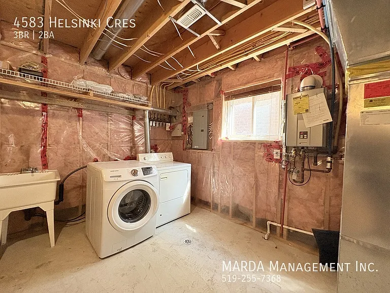 4583 Helsinki Cres — Photo 30