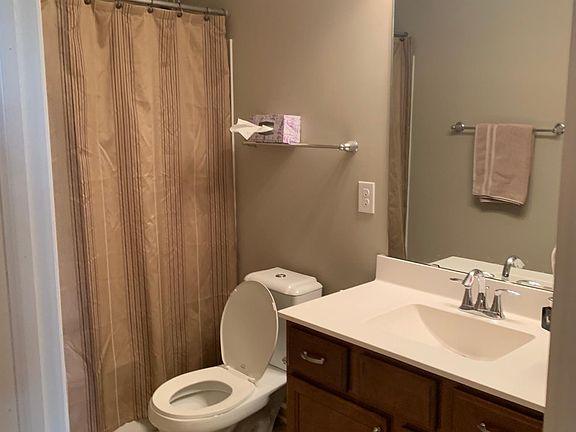 5th image of 3674 White Pine Way