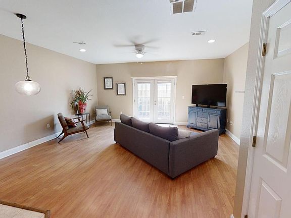4th image of 2573 Baytown Cir